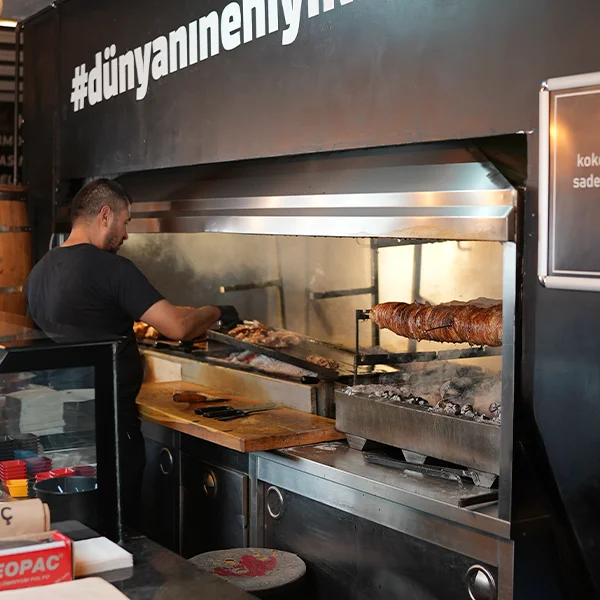 Osman İzmir Kokoreç Galeri Resimi