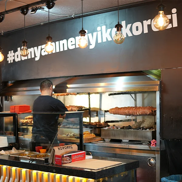 Osman İzmir Kokoreç Galeri Resimi